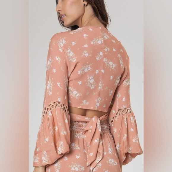 Agua Bendita Resort Angie Manila Floral Print Cropped Tie Bell Sleeve Top NWT S - Picture 2 of 12